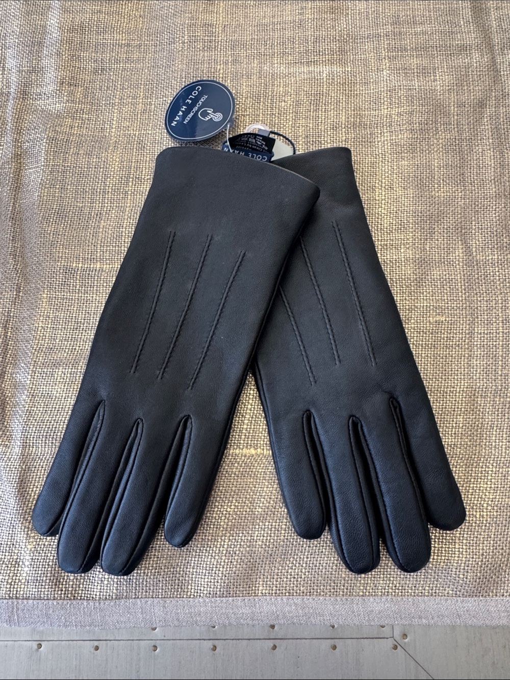 Cole Haan Black Men’s Leather Dress Gloves with Stitch Detail